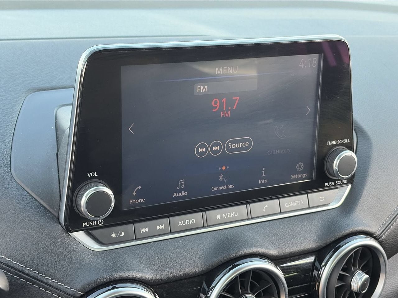 Used 2020 Nissan Sentra SV FWD image 23