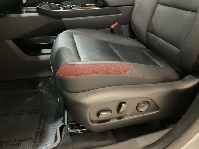 New 2026 Chevrolet Equinox RS image 10