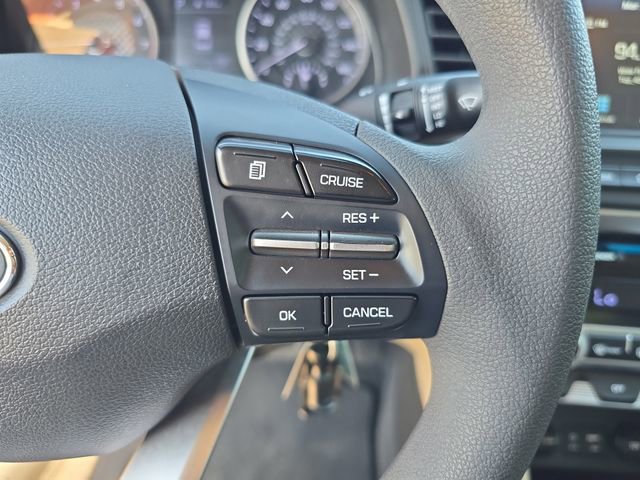 Used 2020 Hyundai Elantra SEL image 21