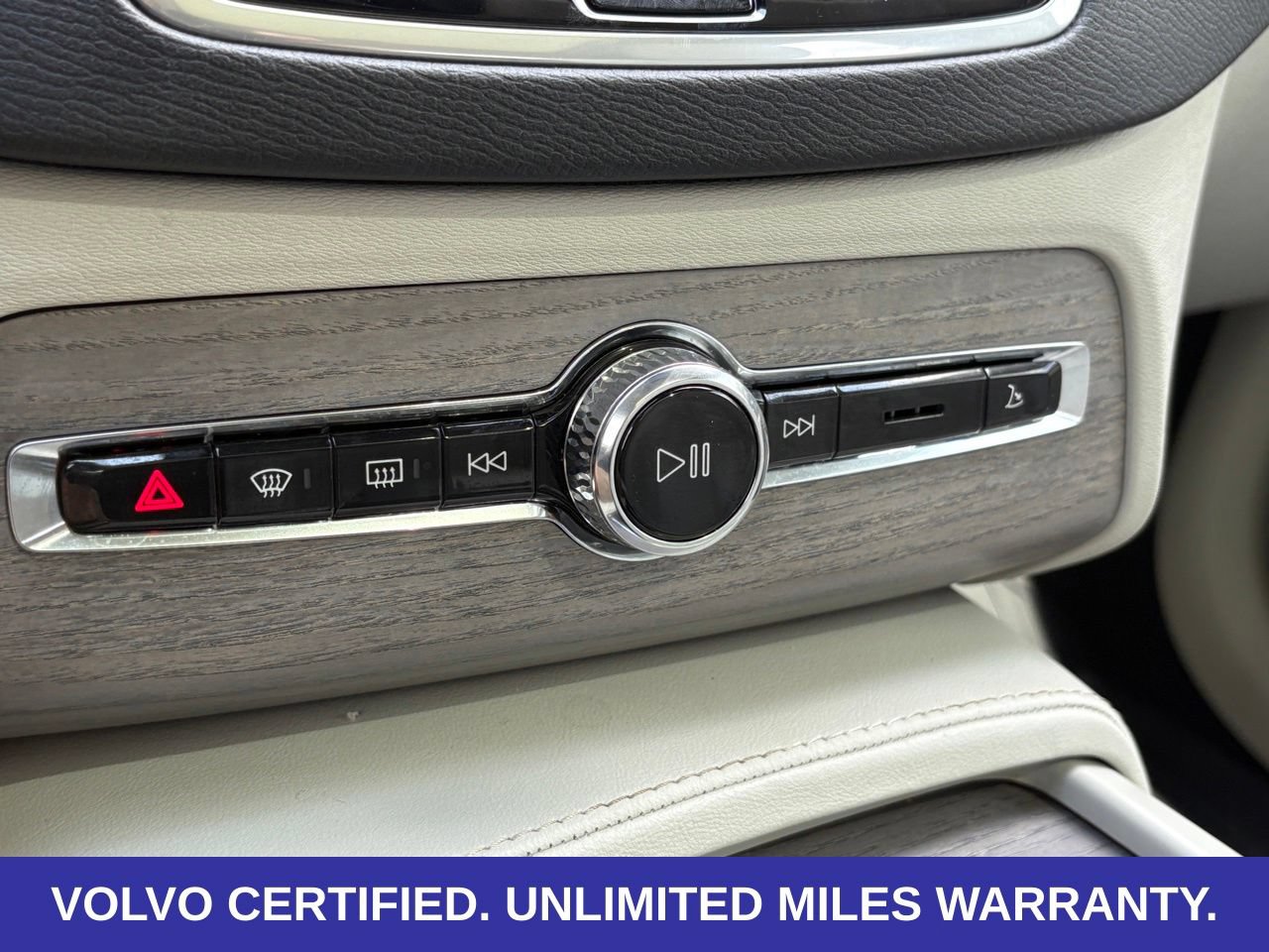 Certified 2024 Volvo XC90 T8 Plus w/ Protection Package AWD/4WD image 22