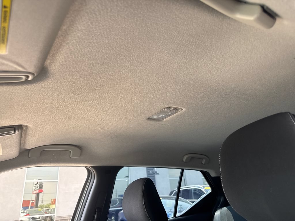 Used 2020 Nissan Kicks S FWD image 21