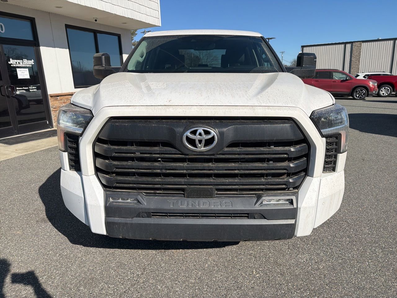 Used 2022 Toyota Tundra SR5 w/ SR5 Convenience Package image 10
