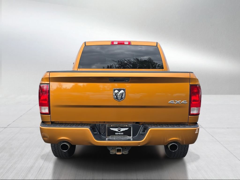 Used 2012 RAM 1500 Express w/ ST Popular Equipment Group AWD/4WD image 4