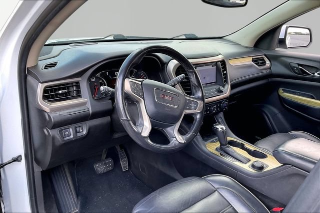 Used 2019 GMC Acadia Denali AWD/4WD image 12