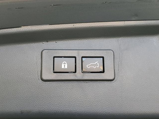 Used 2024 Subaru Outback Premium AWD/4WD image 12