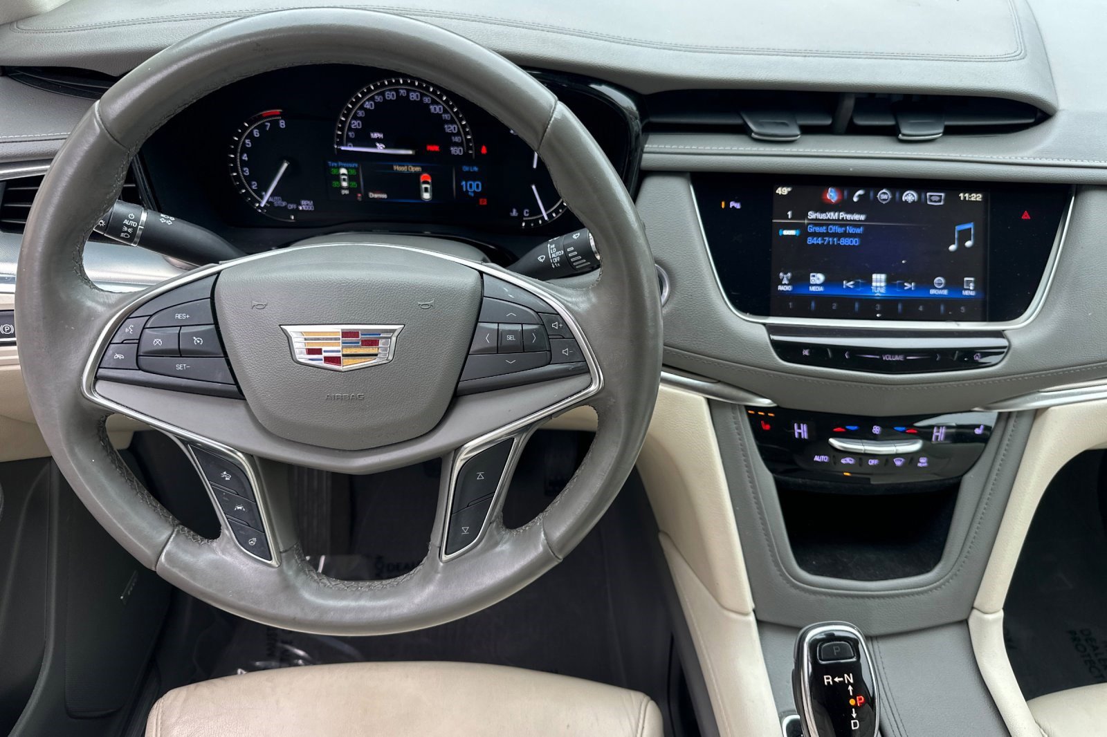 Used 2018 Cadillac XT5 Luxury w/ Driver Awareness Package image 30
