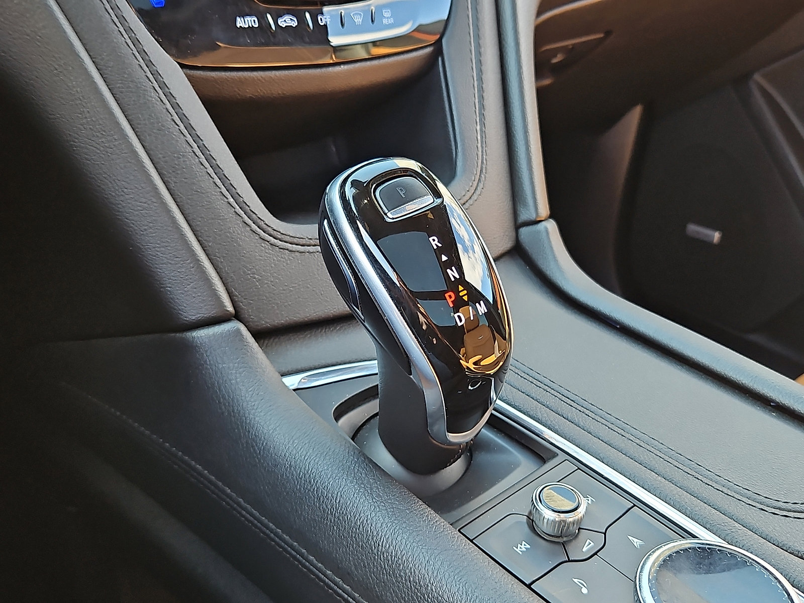 Used 2021 Cadillac XT5 Premium Luxury AWD/4WD image 15