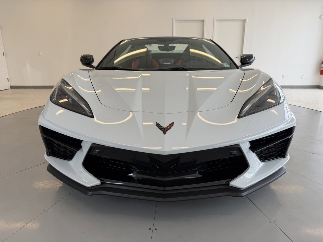 Used 2023 Chevrolet Corvette Stingray Preferred Conv w/ Z51 Performance Package image 2