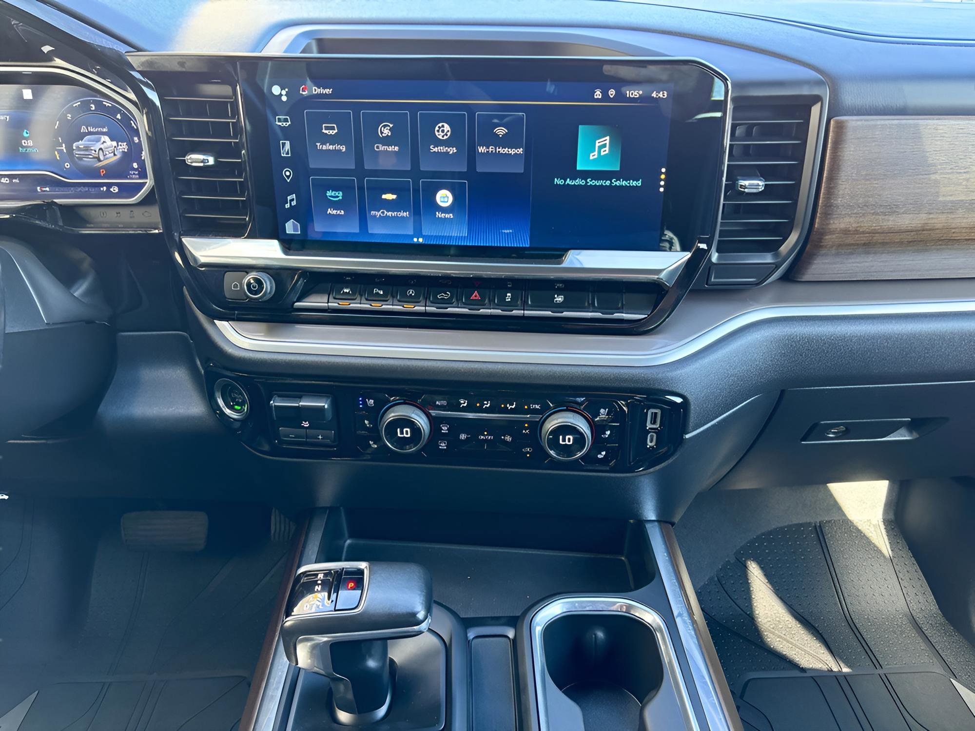 Used 2022 Chevrolet Silverado 1500 High Country image 20