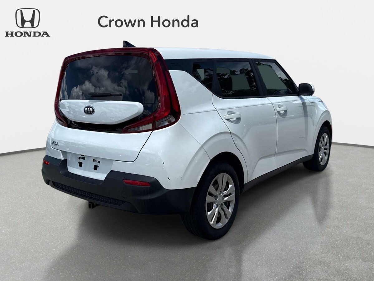 Used 2020 Kia Soul LX FWD image 4