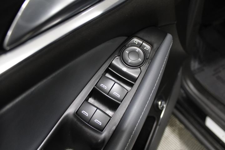 Used 2024 Buick Enclave Essence w/ Experience Buick Package FWD image 20