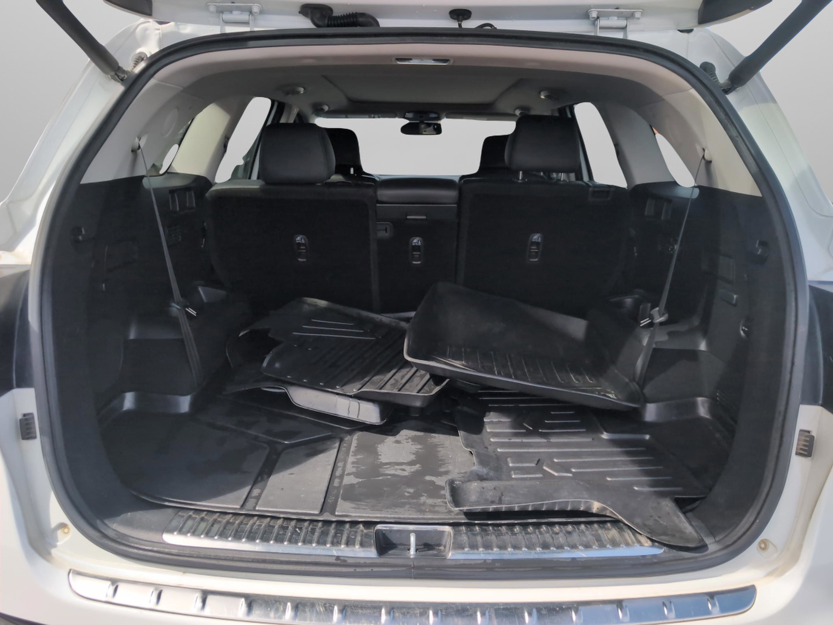 Used 2017 Kia Sorento SX image 24