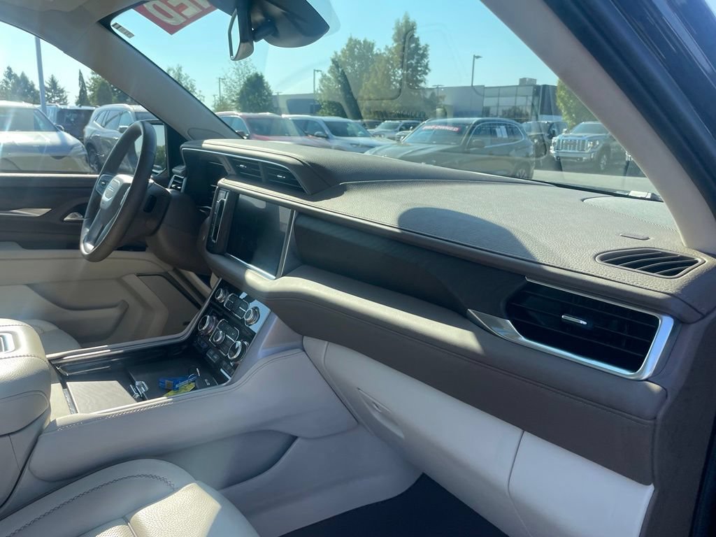 Used 2024 GMC Yukon Denali AWD/4WD image 30