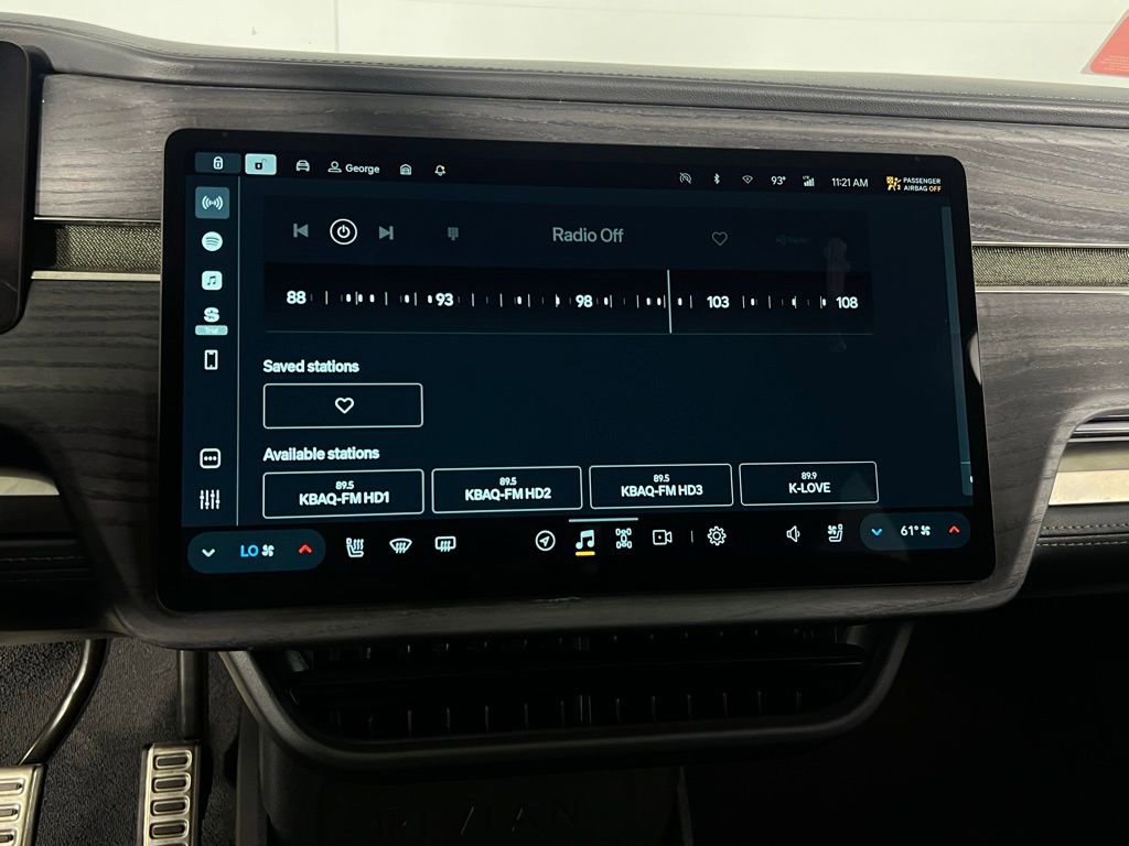 Used 2024 Rivian R1S Adventure image 19