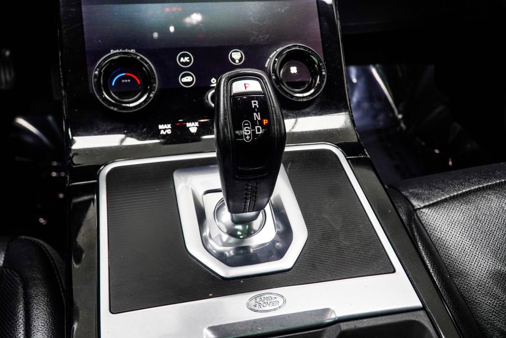 Used 2020 Land Rover Range Rover Evoque SE image 22