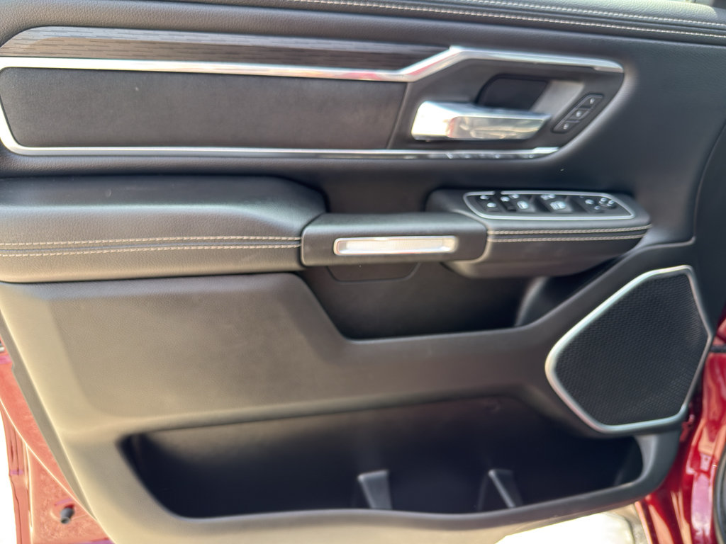 Used 2023 RAM 1500 Laramie AWD/4WD image 13