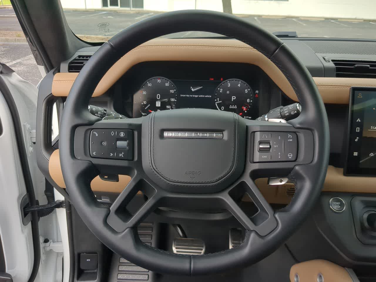Certified 2025 Land Rover Defender 90 V8 AWD/4WD image 23