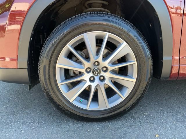 Used 2016 Toyota Highlander Limited FWD image 11