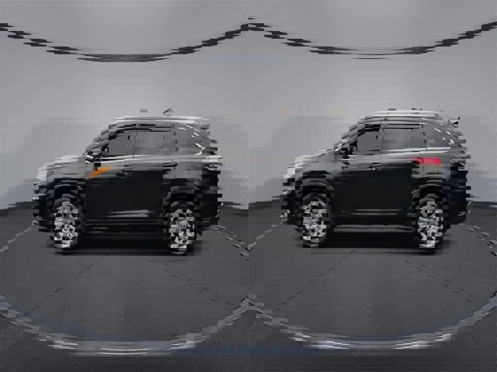 Used 2016 Toyota Highlander Limited Platinum image 5