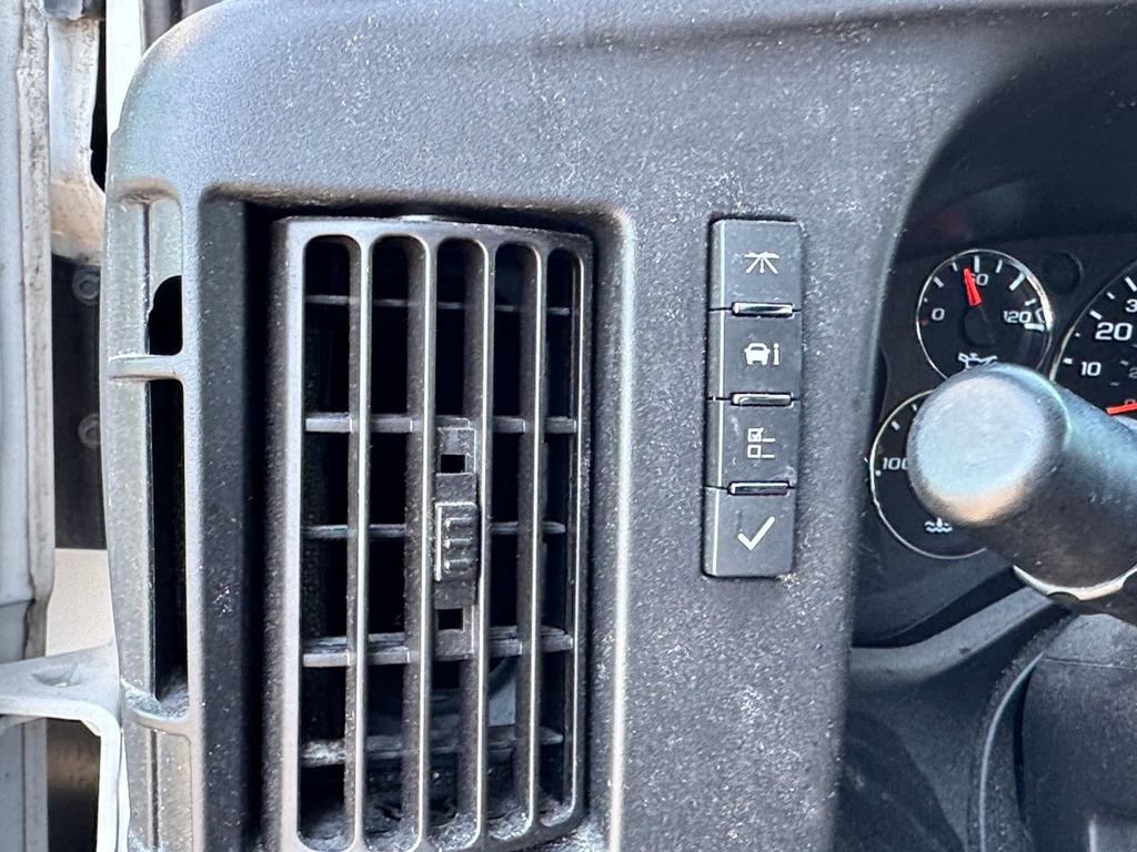 Used 2021 Chevrolet Express 3500 w/ Power Convenience Package RWD image 19