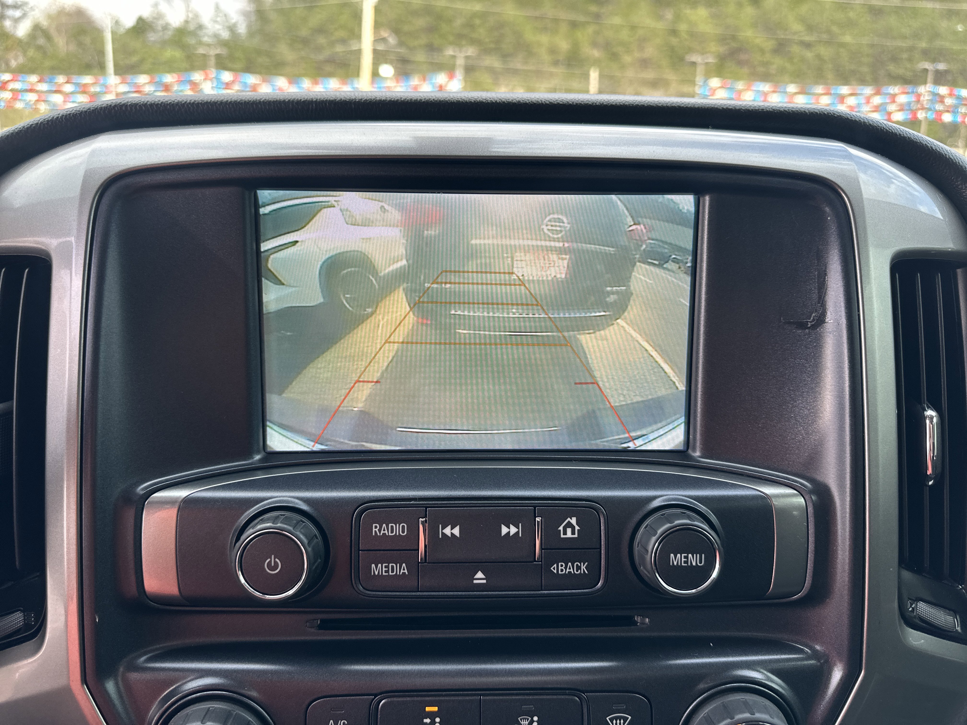 Used 2018 Chevrolet Silverado 1500 LT image 15