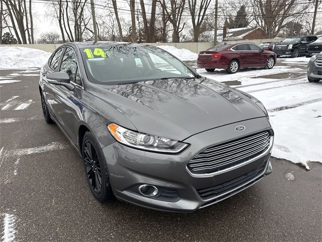 Used 2014 Ford Fusion SE w/ Equipment Group 202A image 1