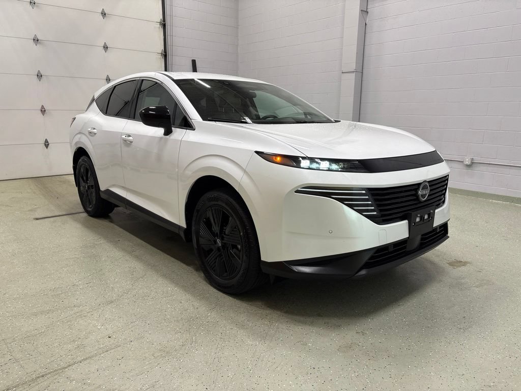 Used 2025 Nissan Murano SV AWD/4WD image 2