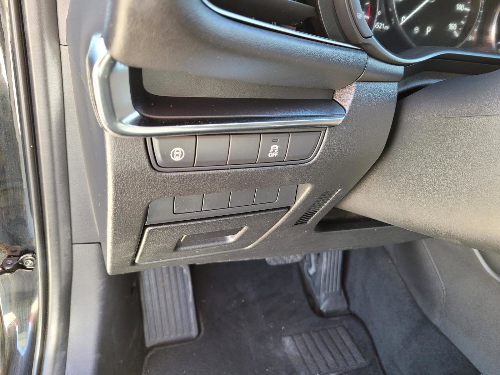 Used 2019 MAZDA MAZDA3 Hatchback FWD image 24