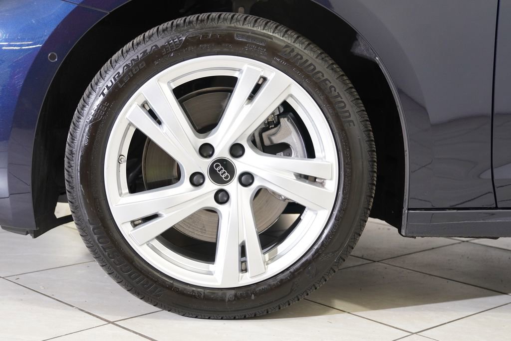 Certified 2025 Audi A5 2.0T Premium w/ Convenience Package image 18