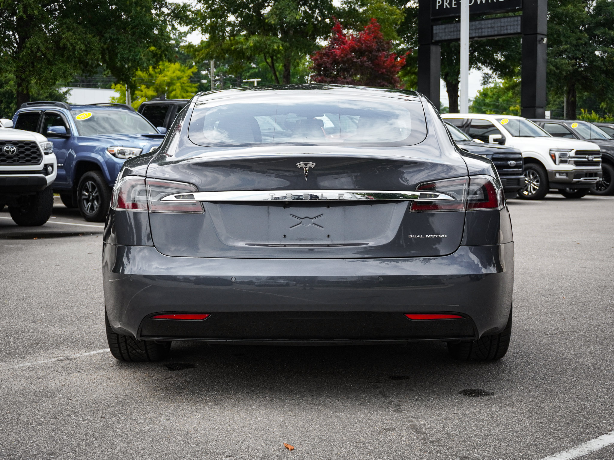 Used 2020 Tesla Model S Long Range AWD/4WD image 9