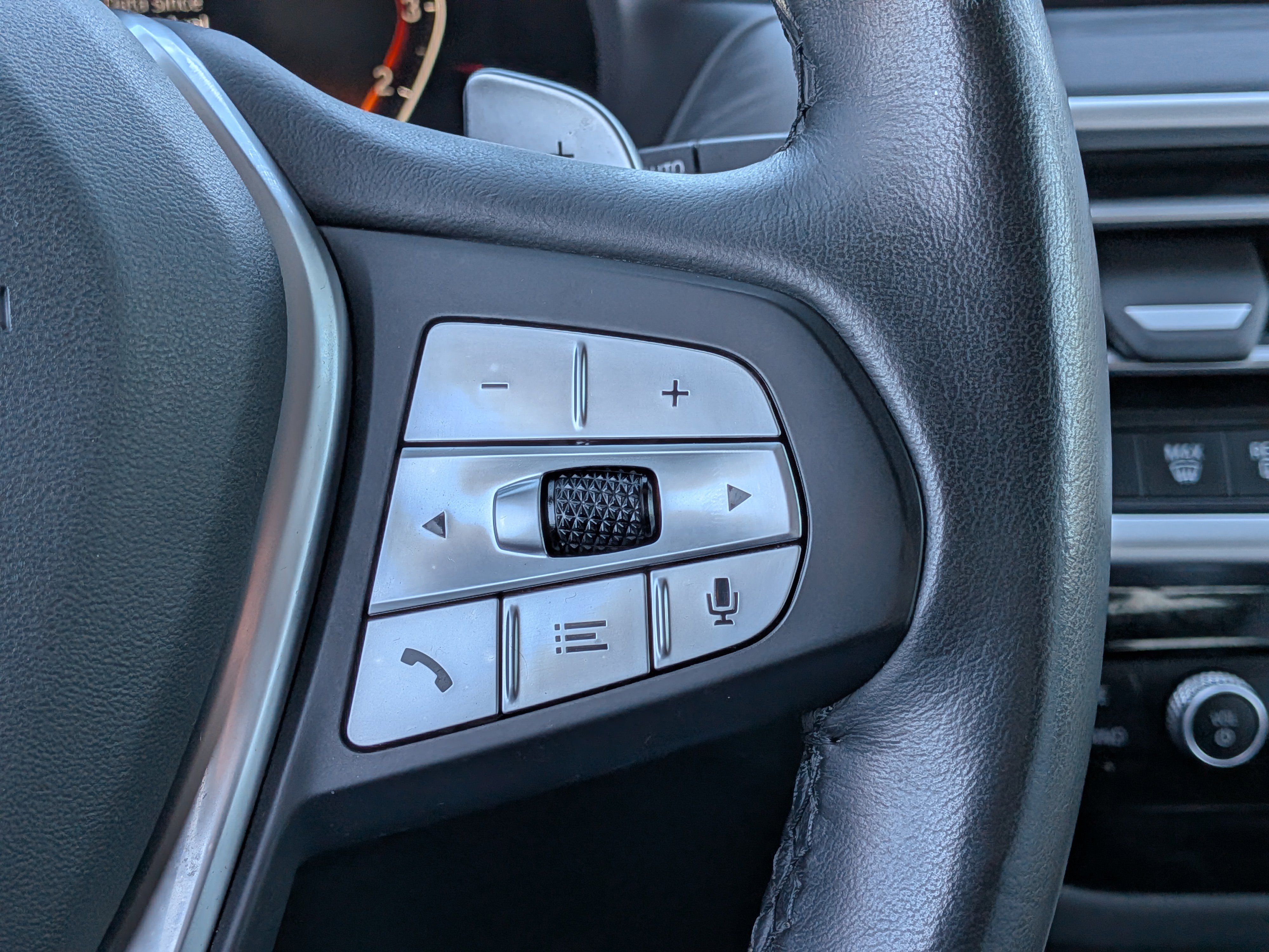 Used 2024 BMW X3 sDrive30i image 31