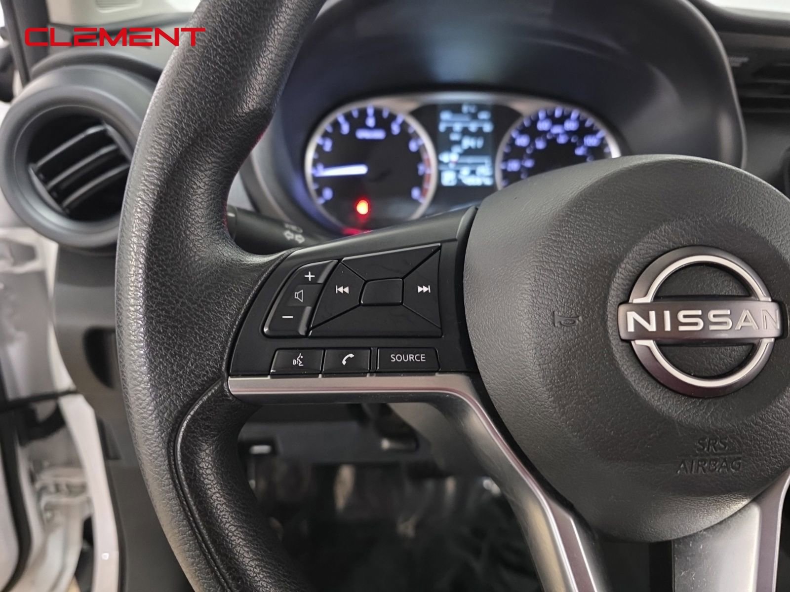 Used 2022 Nissan Kicks S image 12