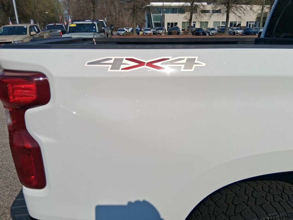 Used 2022 Chevrolet Silverado 1500 LT image 7