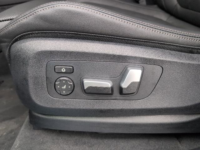 New 2026 BMW X5 xDrive50e w/ Premium Package image 13