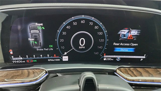 Used 2021 Cadillac Escalade Premium Luxury Platinum w/ Heavy-Duty Trailer Package image 15