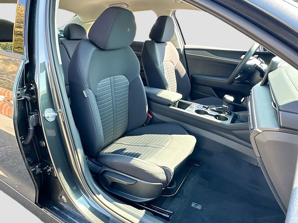 New 2026 Kia K5 LXS image 25
