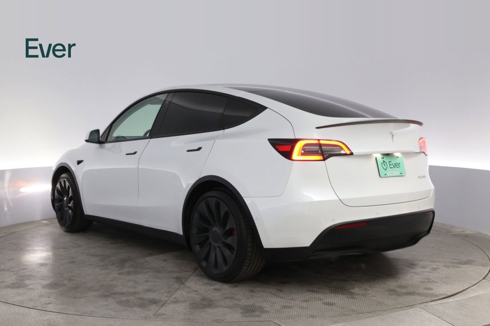 Used 2022 Tesla Model Y Performance image 17