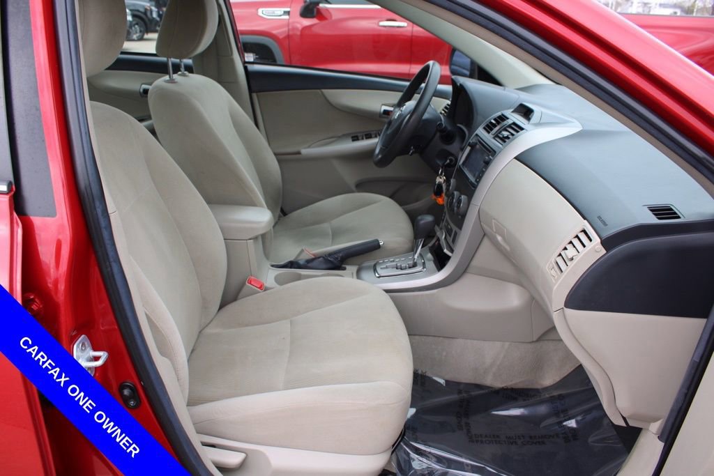 Used 2013 Toyota Corolla LE image 18