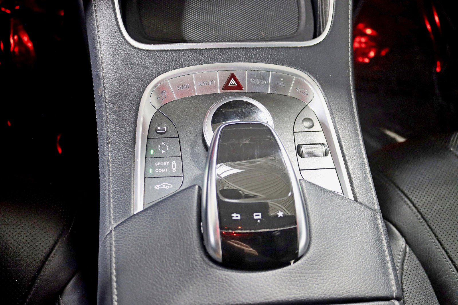 Used 2015 Mercedes-Benz S 550 4MATIC Sedan image 31