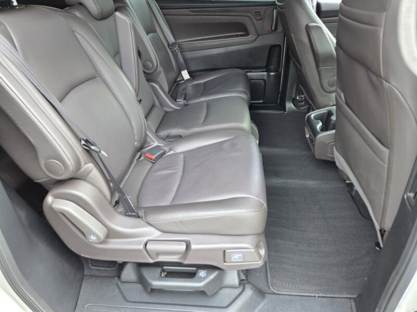 Used 2018 Honda Odyssey Touring image 19