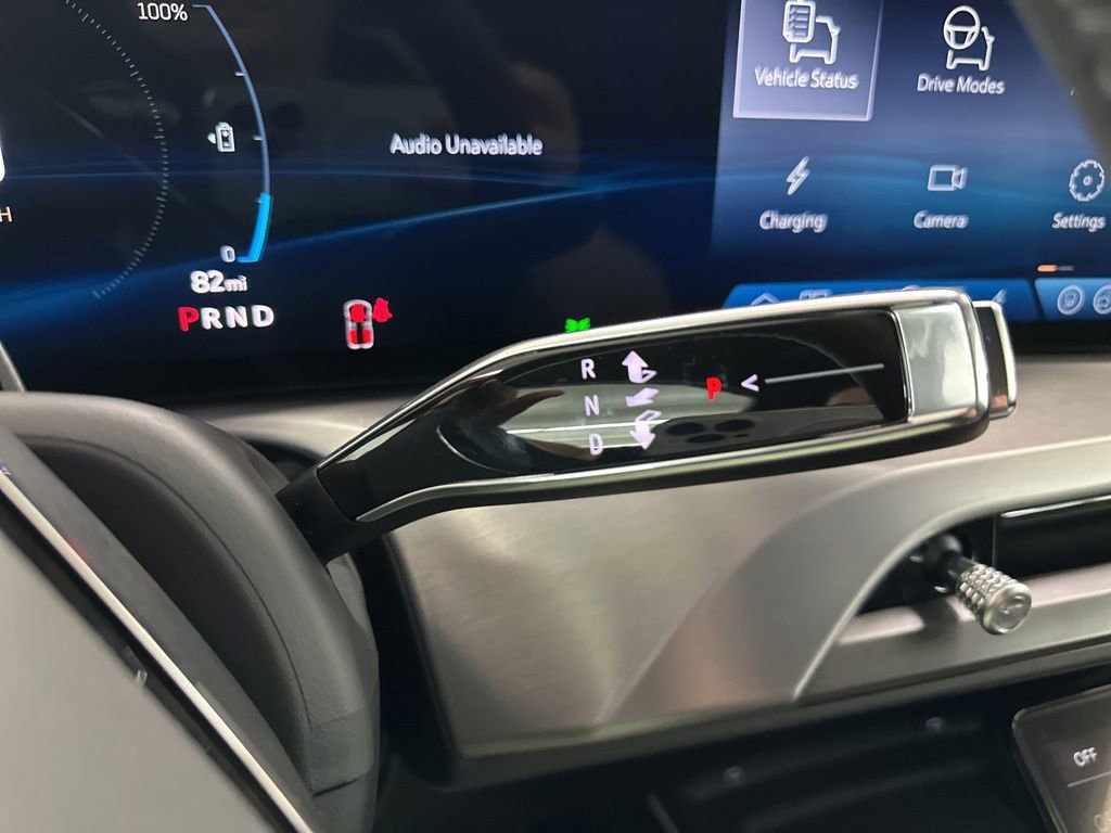 New 2026 Cadillac Vistiq Sport image 37