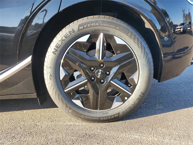 New 2025 Kia EV6 Wind image 10