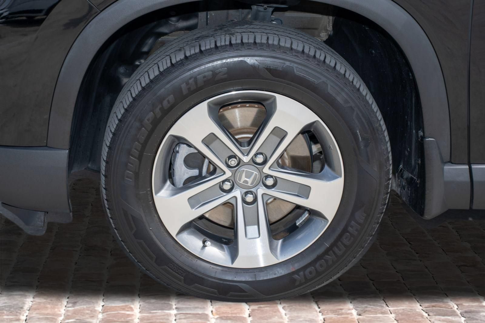 Certified 2024 Honda Pilot EX-L image 43