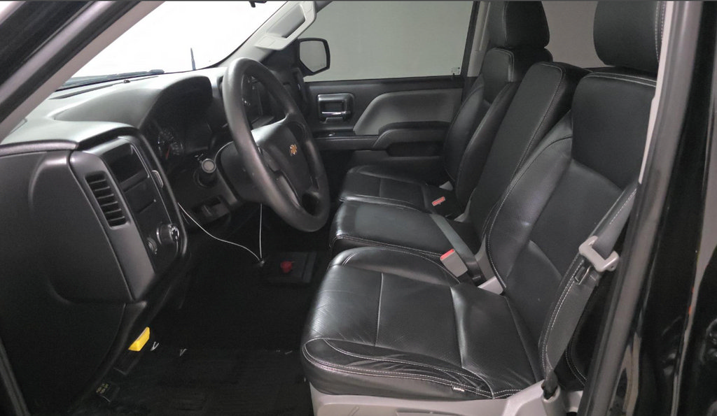 Used 2018 Chevrolet Silverado 1500 Custom w/ Custom Value Package RWD image 8