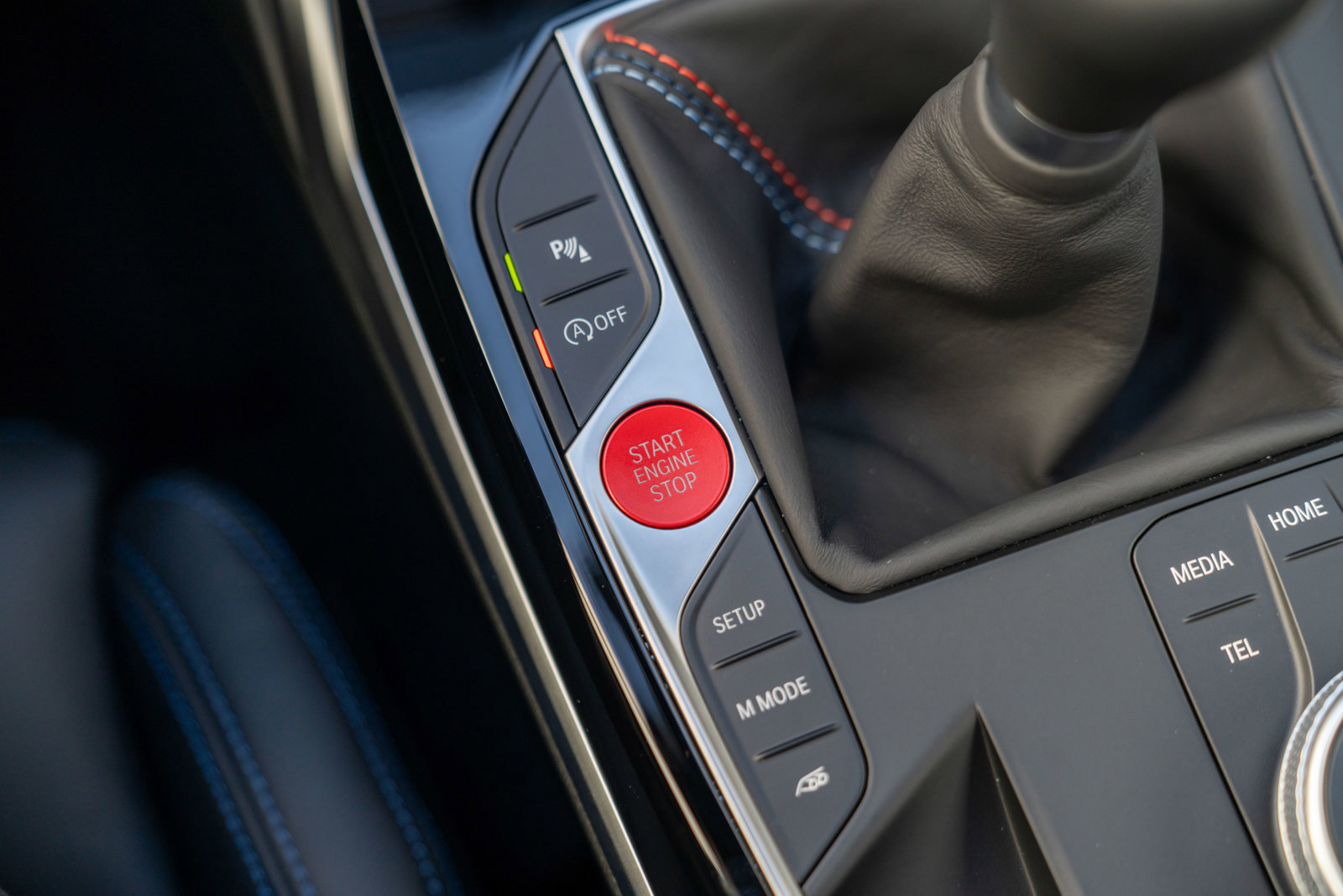 Used 2024 BMW M2 w/ Lighting Package image 37