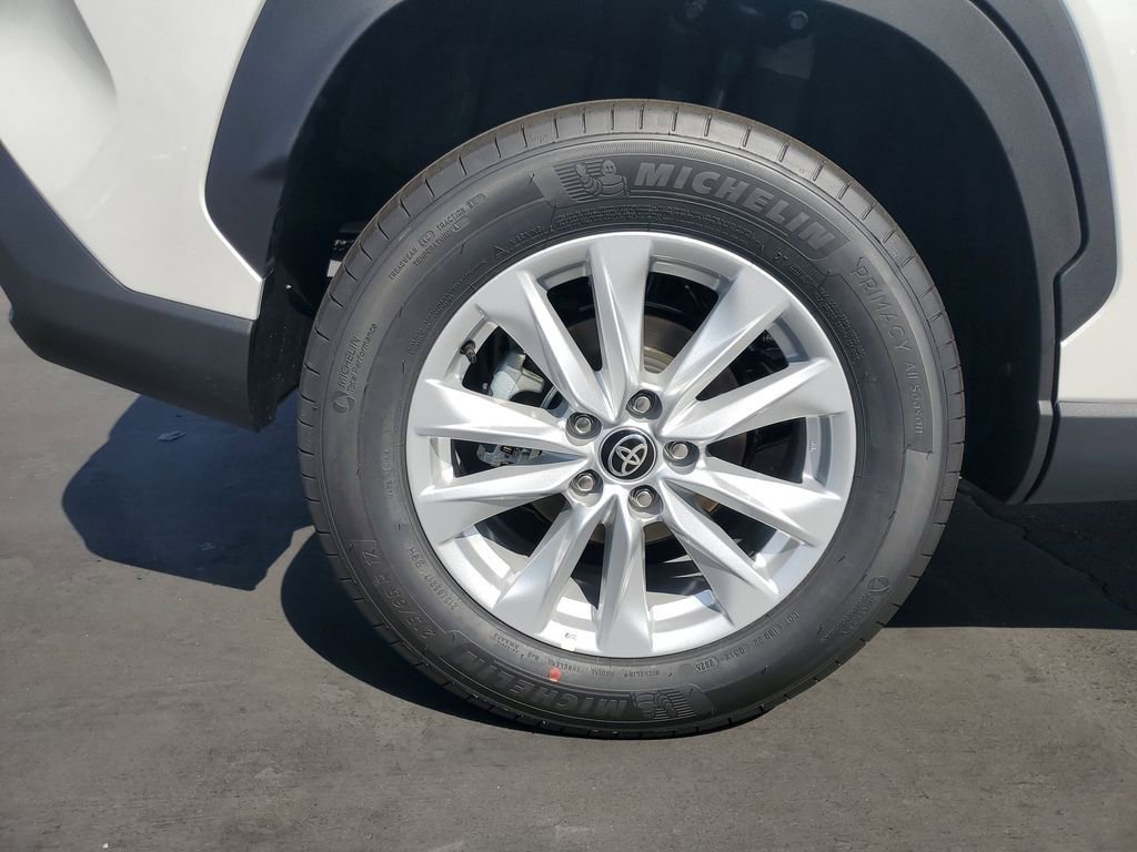 New 2026 Toyota Corolla Cross LE image 9