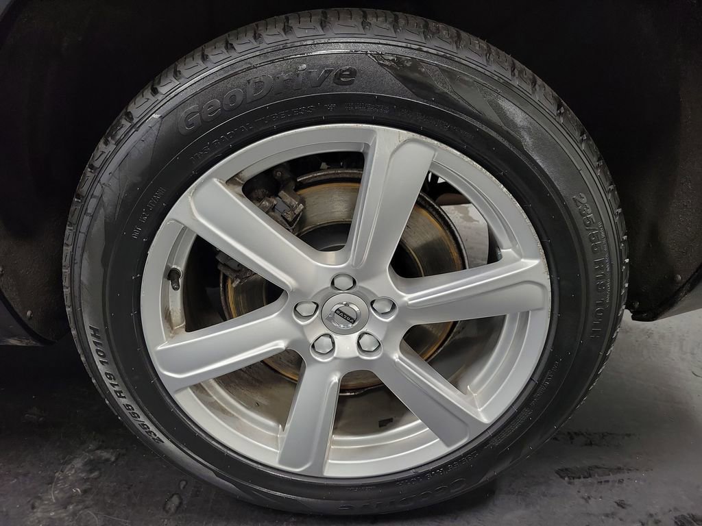 Used 2023 Volvo XC90 B5 Core AWD/4WD image 10