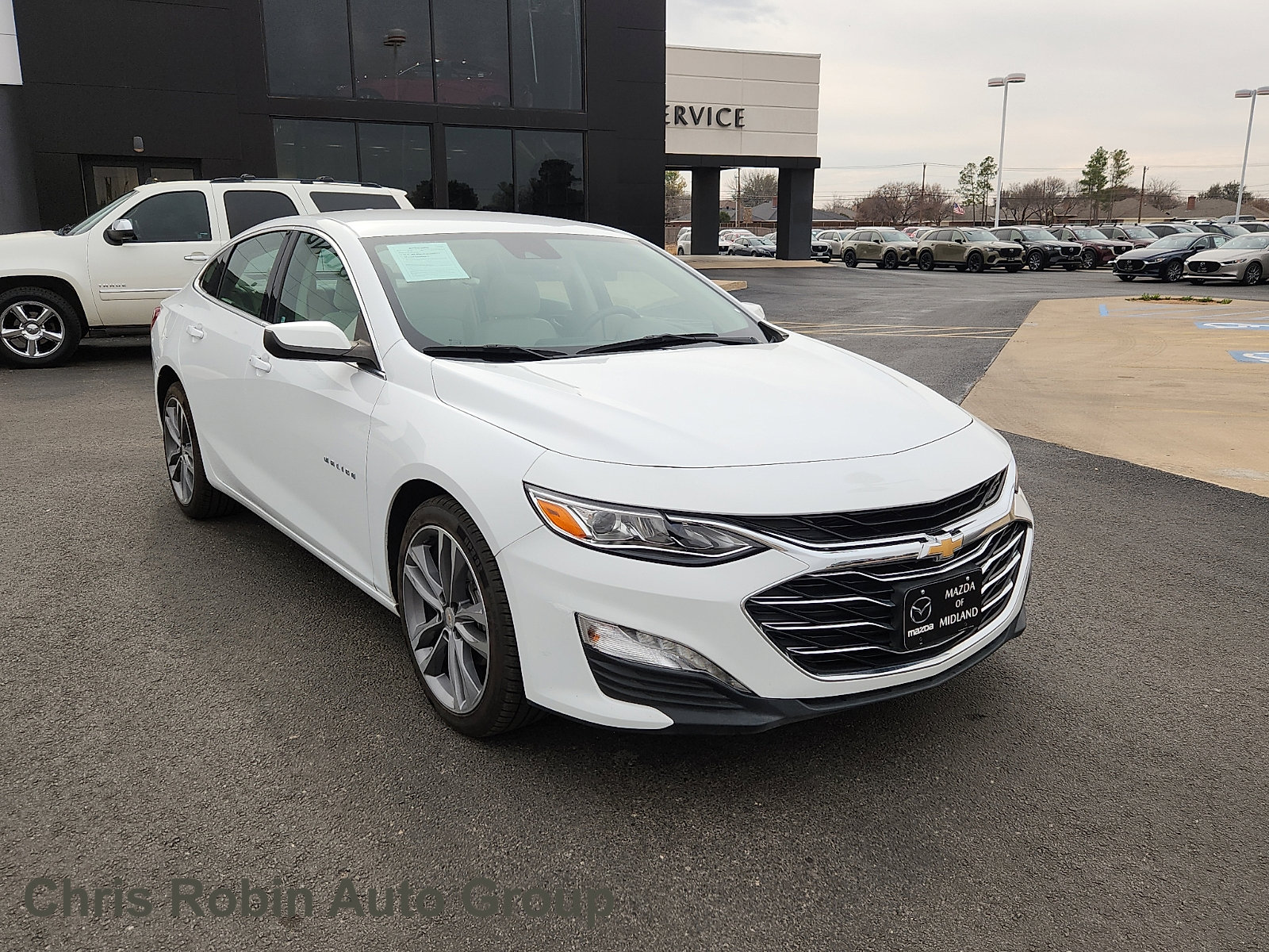 Used 2024 Chevrolet Malibu LT image 1