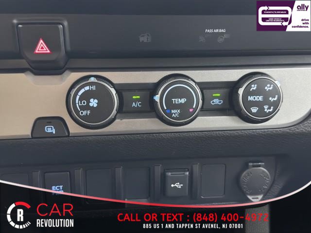 Used 2021 Toyota Tacoma SR RWD image 30