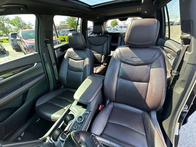 Used 2021 Cadillac XT6 Premium Luxury w/ LPO, Floor Liner Package AWD/4WD image 31